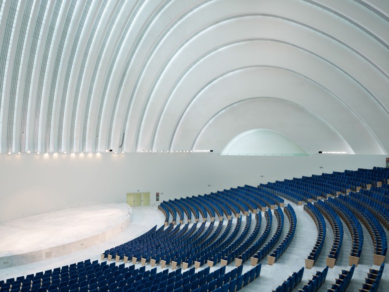 Palacio de Exposiciones y Congresos, Architect Santiago Calatrava